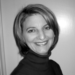 01-tammy-seale_bw-cropped-small